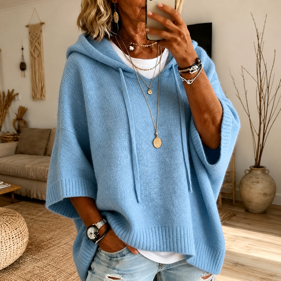 Lea | Maglione Poncho Azzurro con Cappuccio