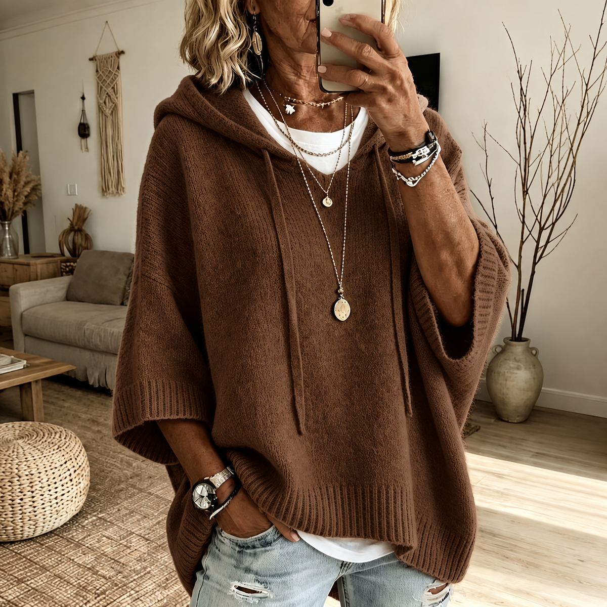 Louise | Maglione Poncho Marrone con Cappuccio