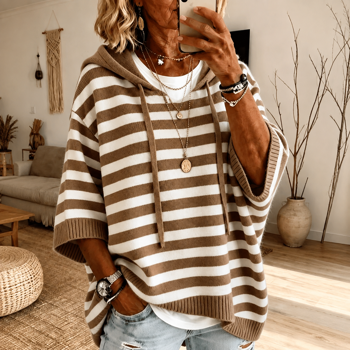 Mathilde | Maglione Poncho a Righe Tortora con Cappuccio